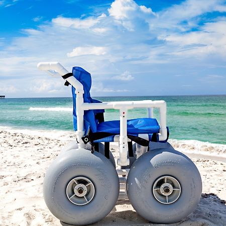 Holiday Inn Express & Suites Panama City Beach Beachfront By Ihg Exterior foto