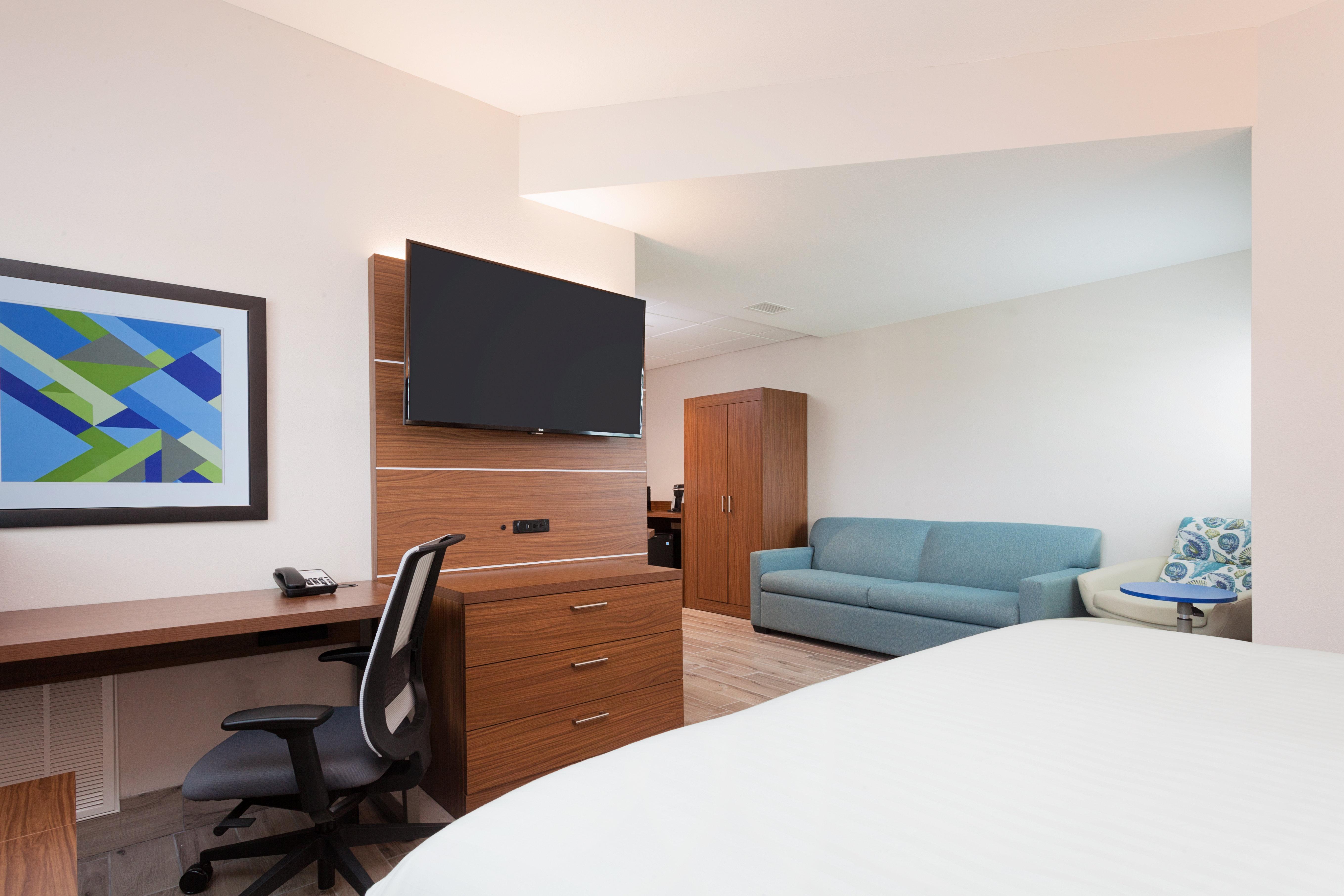 Holiday Inn Express & Suites Panama City Beach Beachfront By Ihg Exterior foto