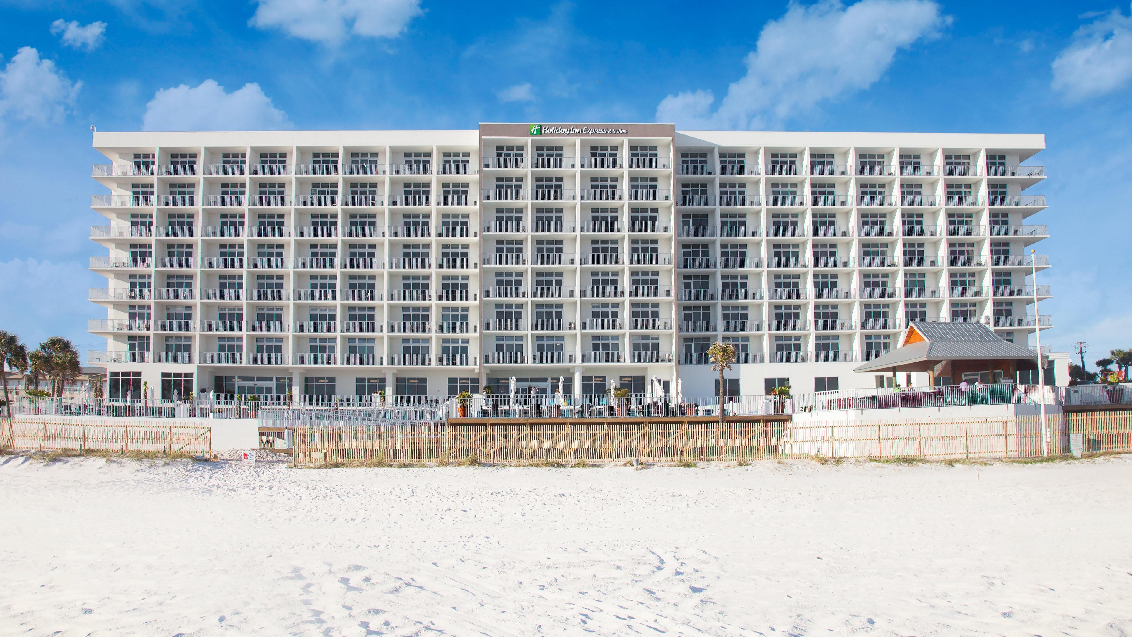 Holiday Inn Express & Suites Panama City Beach Beachfront By Ihg Exterior foto